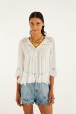 Off-White Richelieu Short Sleeve Blouse